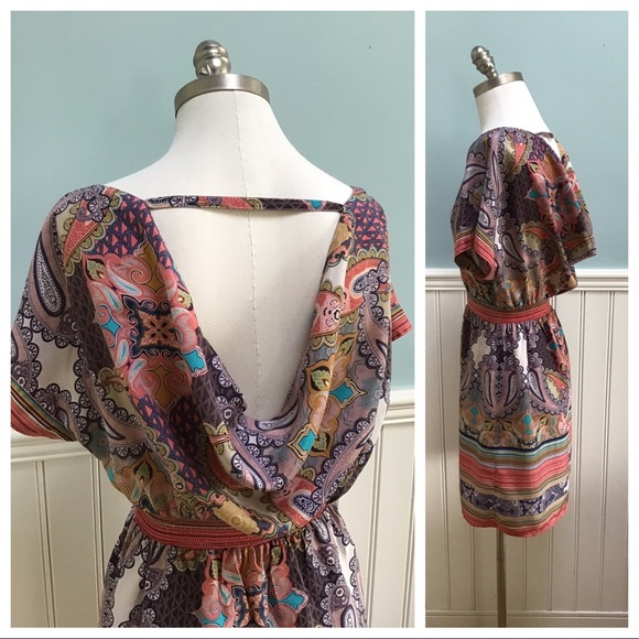 Warehouse Dresses & Skirts - ❤️3/$25❤️ London’s Warehouse Silk Drape Back Dress
